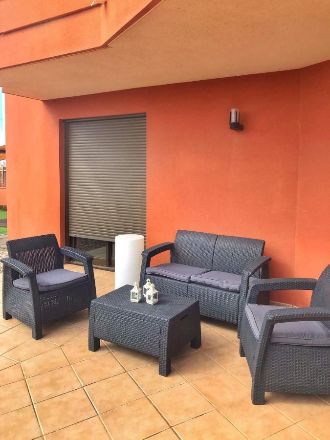 Beautiful Apartment In La Tejita With Pool Granadilla De Abona Kültér fotó